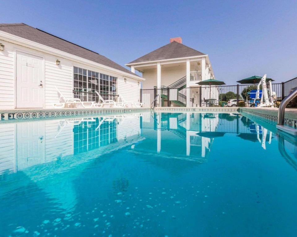 Rodeway Inn Sylacauga Hwy 280 Экстерьер фото